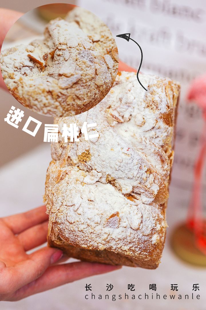 精致ins风空间，罗森尼娜在长沙IFS开了一家美到炸的品牌印象店