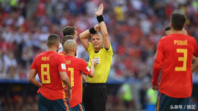 黄金一代陨落？西班牙队何以帮衬东道主成最大黑马