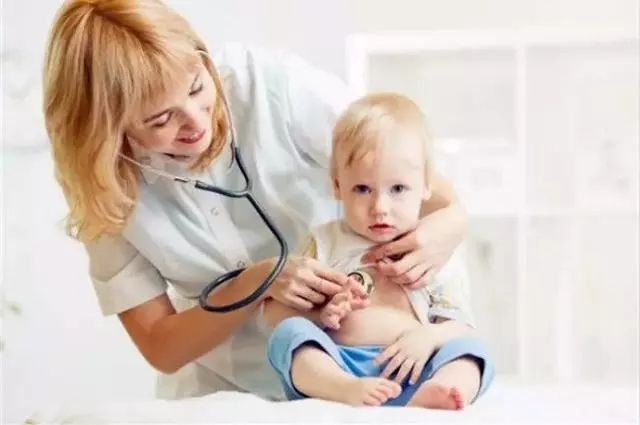 婴儿哭闹会导致宝宝肠绞痛吗,半夜宝宝哭闹肠绞痛不止怎么回事