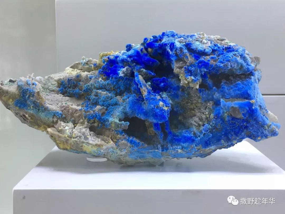 矿物精品展｜地壳深处的彩虹与少女心