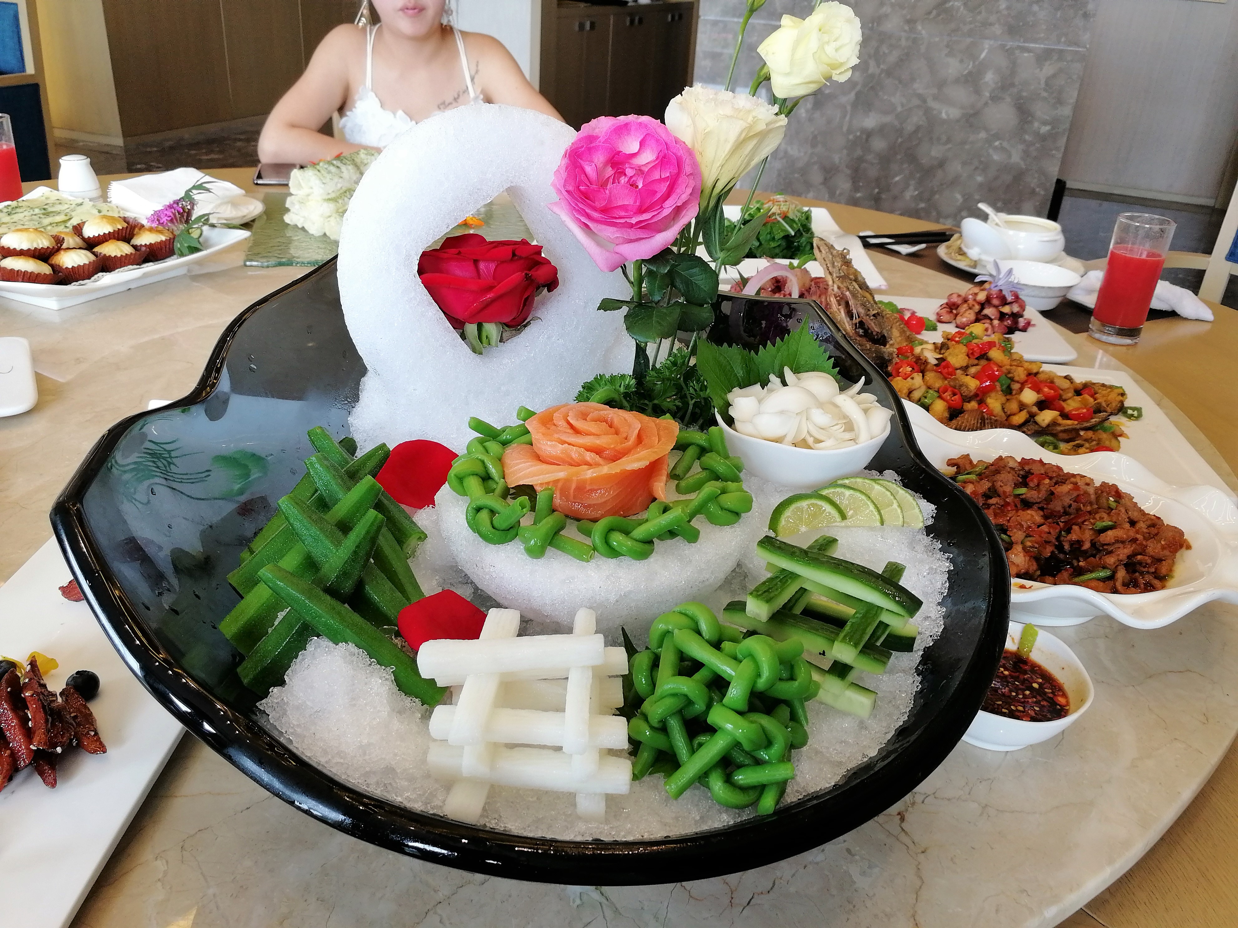 看花海，泡温泉，吃美食，周末就来这里！