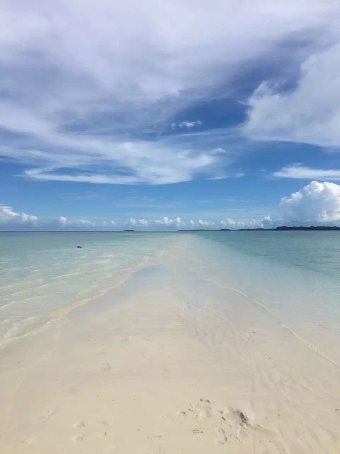 一个人的浪漫旅行视频,一个人的浪漫旅行自由自在