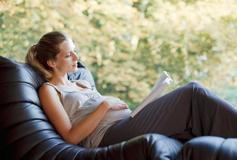 孕期十大症状排名，猜猜谁在第一位？孕吐也排不上前五名