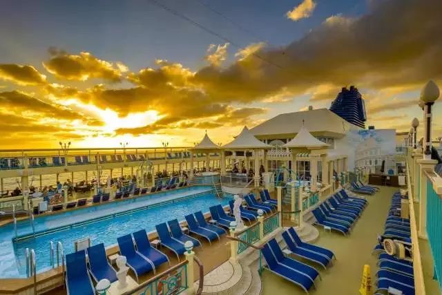 诺唯真喜悦号邮轮纪录片,诺唯真喜悦号邮轮多少层