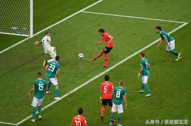 有一种精神叫足球队长,足球精神感动瞬间