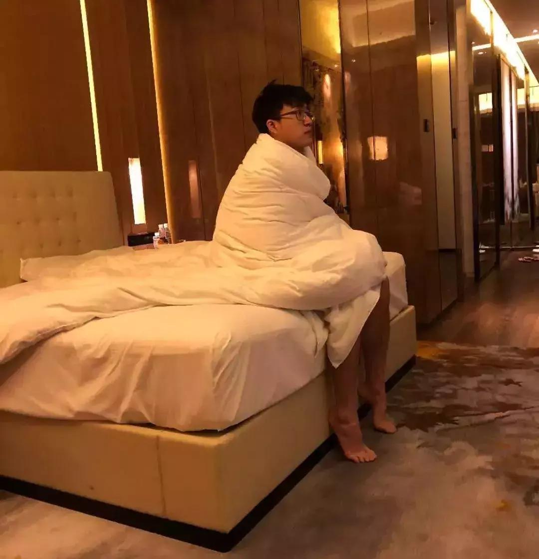 吉克隽逸女明星出席,吉克隽逸遇上的女明星