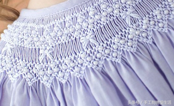 纯棉t恤圆领褶皱怎么才能整平,t恤侧边褶皱的缝纫技巧