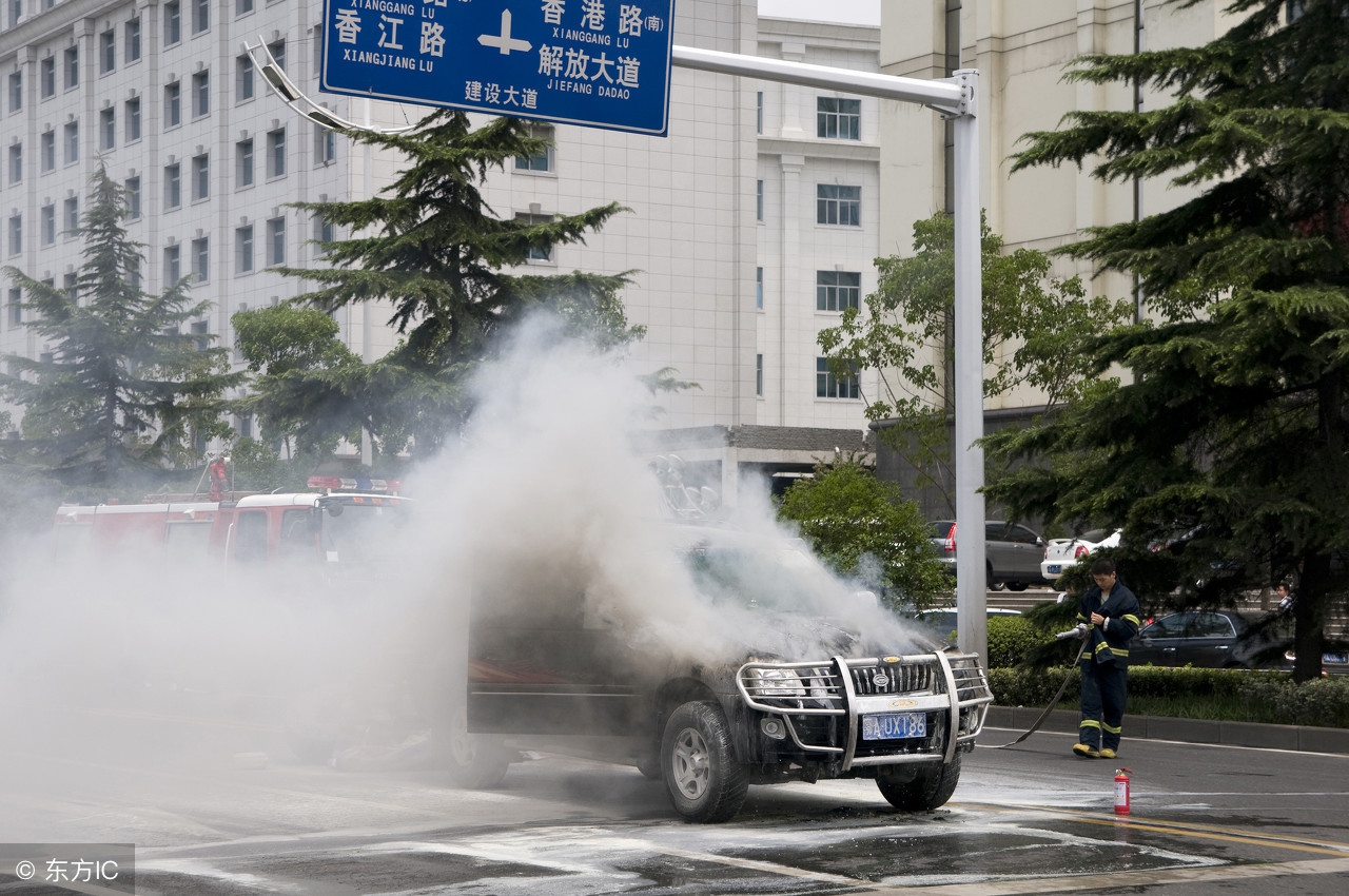 汽车开锅维修,汽车开锅后还能开吗