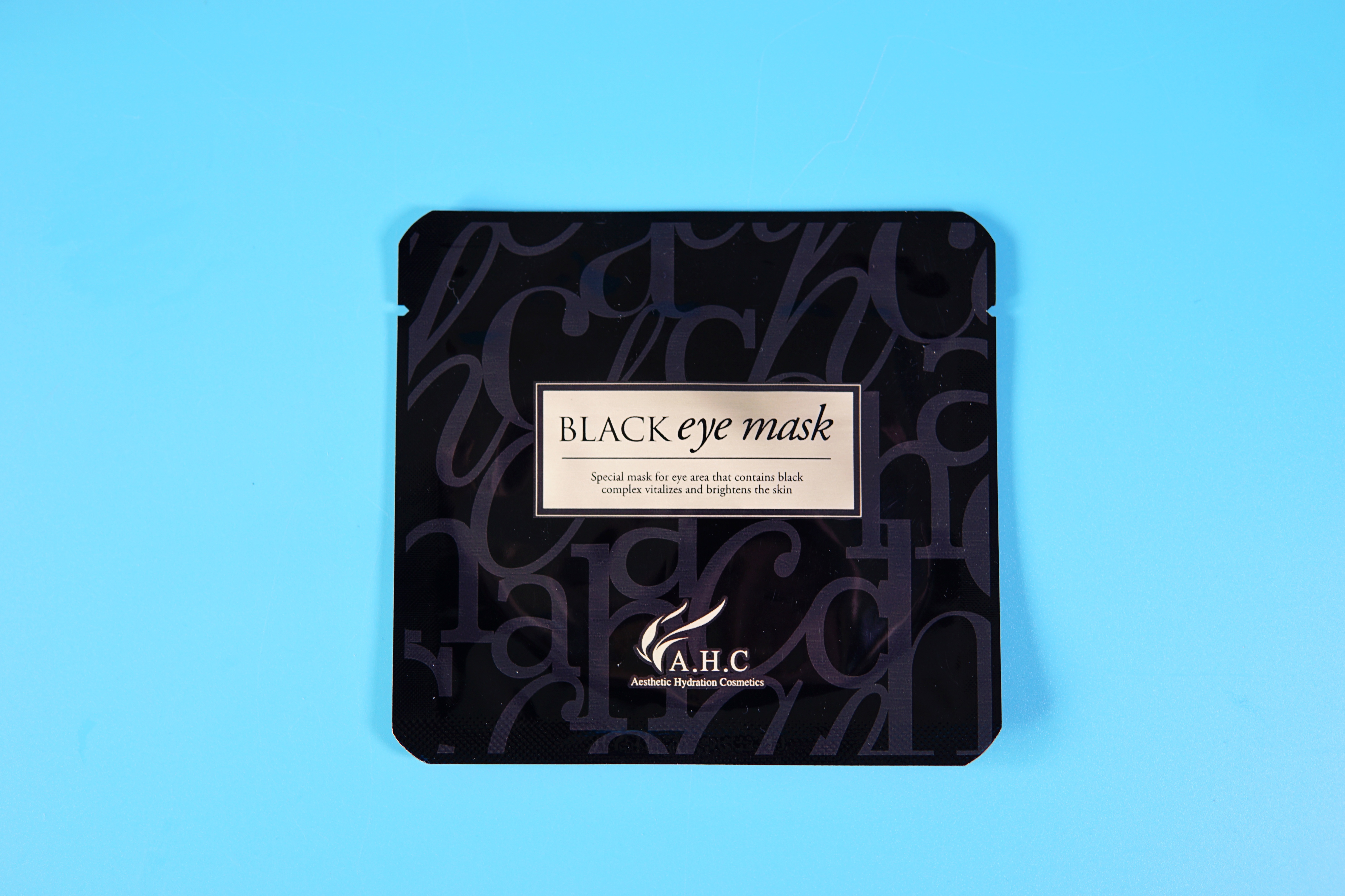 用了好多眼膜眼睛周围还是好干,最好用的十大眼膜排名