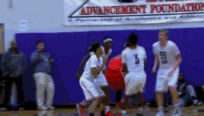 球场上最实用的过人动作教学,如何快速跳步过人