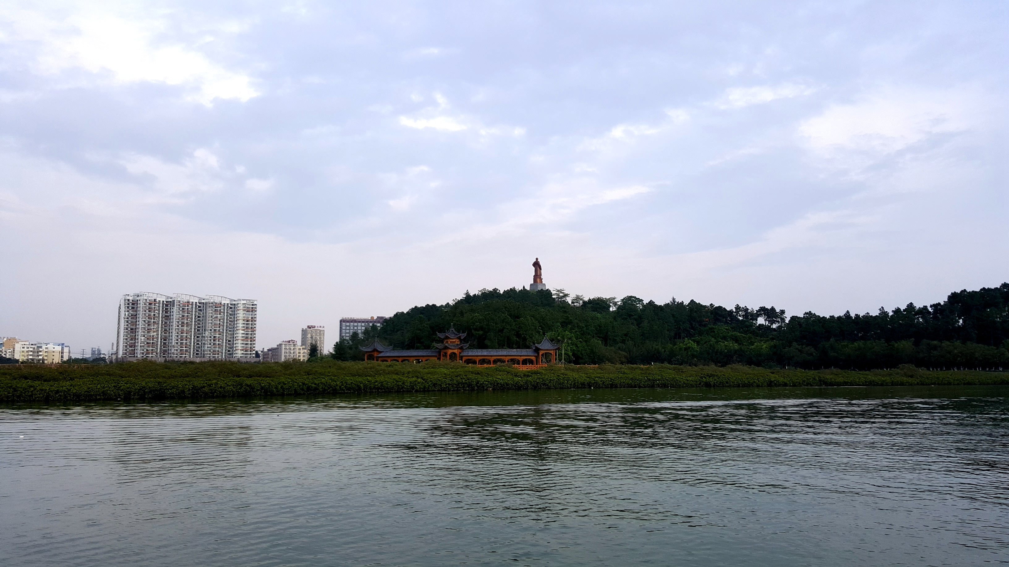 中国沿海旅行D4，天堂角到犀牛脚，人间难得一见钦州湾