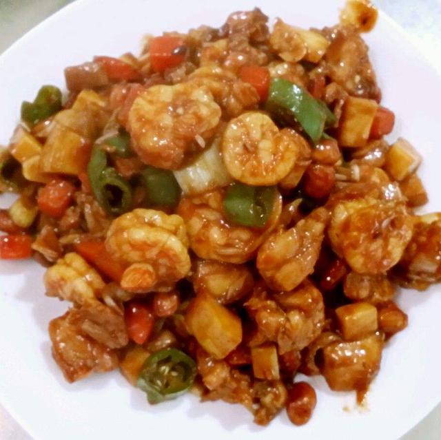 武汉最赞虾球油焖大虾蒸虾还不够