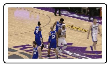 世界杯上为什么球员喜欢吐痰,为什么足球运动员爱摸头