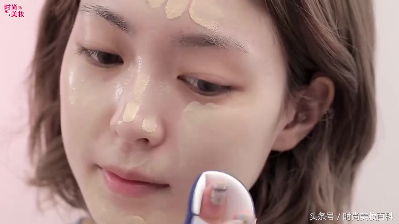 怎样的化妆步骤使得妆容更持久,能让妆容更持久的化妆步骤