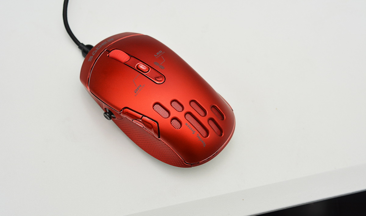 国产大玩个性，分分钟玩懂赛德斯飞鱼游戏鼠标