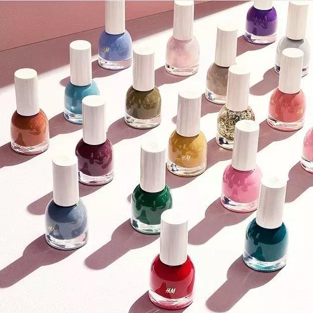 好用又好看的指甲油推荐,比较百搭的指甲油颜色推荐