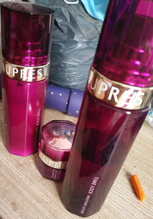 欧珀莱时光锁紧致弹润补水保湿,欧珀莱时光紧致抗皱眼霜适合年龄