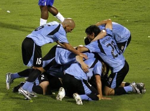 足球趣闻50字,足球史上最不可思议的动作