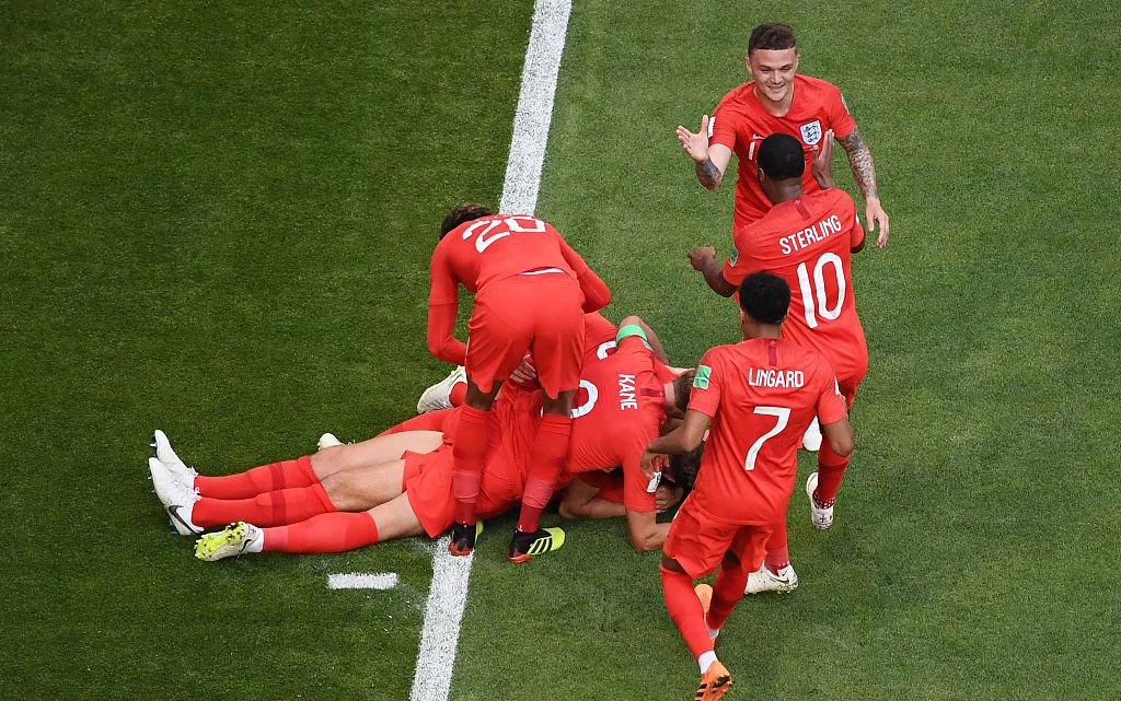 英格兰4:0乌克兰詹俊,英格兰三狮国际赛