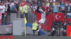 李惠堂国外球王对他的评价,被吹捧的球王李惠堂