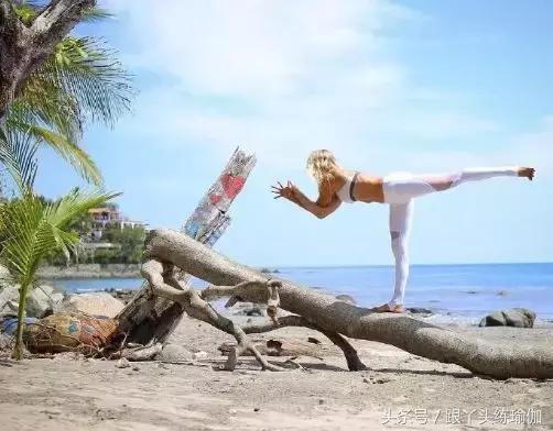 练习瑜伽的时候，腿特别容易发抖是什么原因呢？