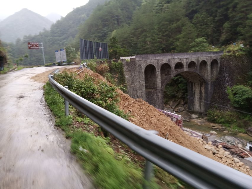 龙井市安民小学,安民小学怎么样
