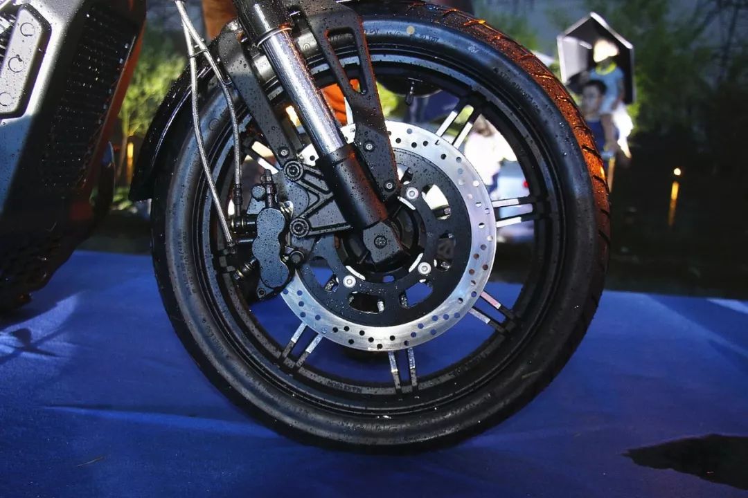 龙嘉v途250新款,v咖龙嘉250几座车