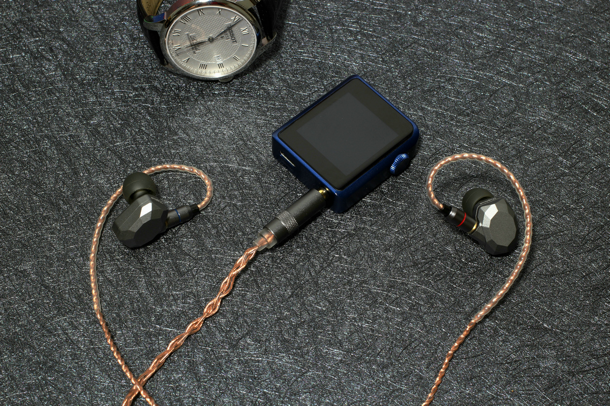 阿思翠delphinus测评,可能是最划算的5g手机