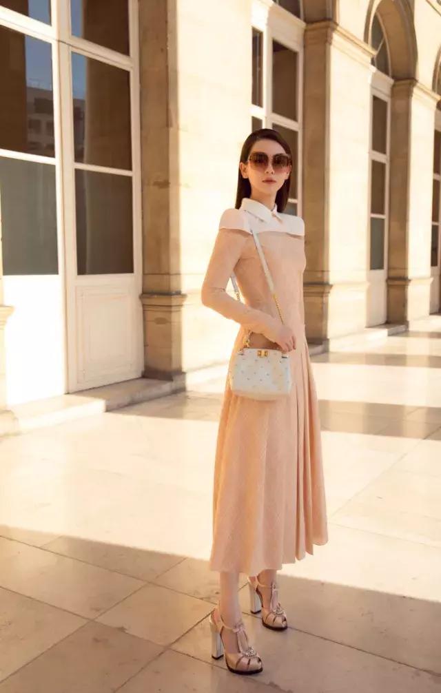 男人永远不会腻味的女人,戚薇只用三步就做到了!