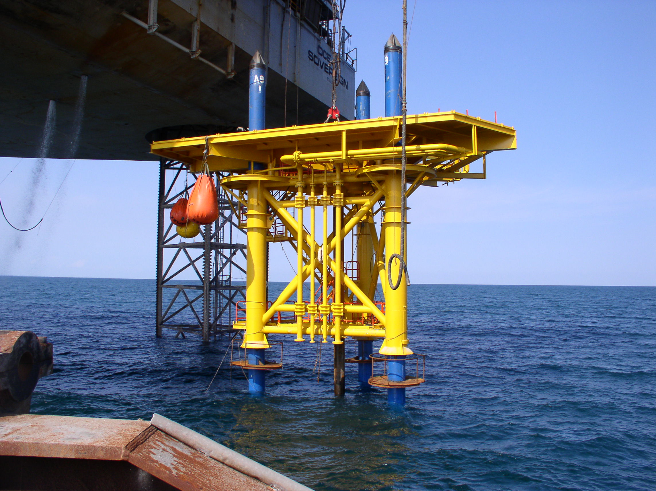 国产机油和进口机油差距大吗,到底该选择哪个品牌的机油