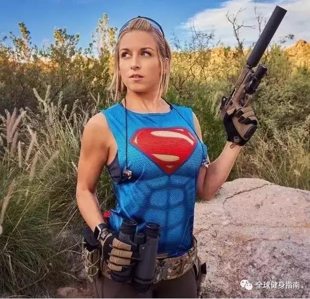 健身的女人穿衣服后效果,健身的女生穿瘦身的衣服