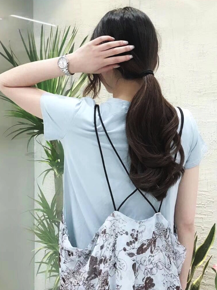 优雅知性时尚减龄高冷范魅力十足,扑面清凉风减龄又时髦