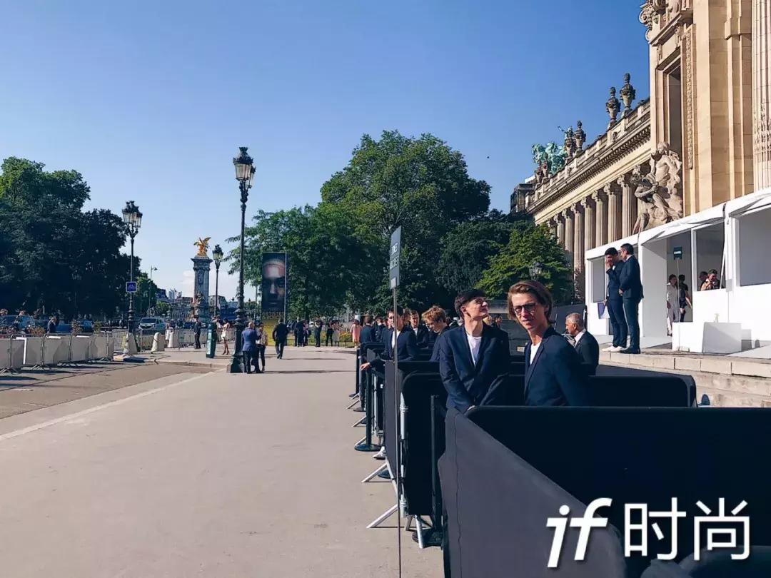 章子怡惊艳摩纳哥玫瑰舞会,章子怡无悬念问鼎影后桂冠