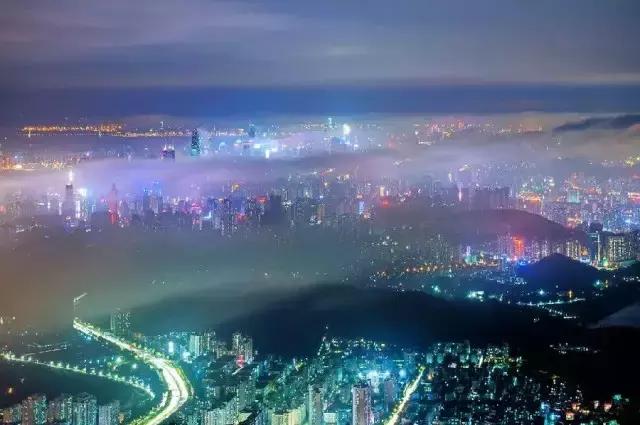 我叫深圳,这是我的个人简历,请查看!