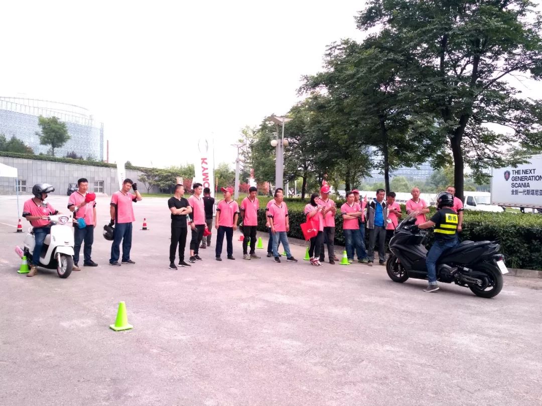 买了踏板后应该再买什么呢,买了踏板摩托车的感受