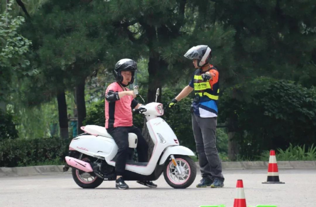 买了踏板后应该再买什么呢,买了踏板摩托车的感受