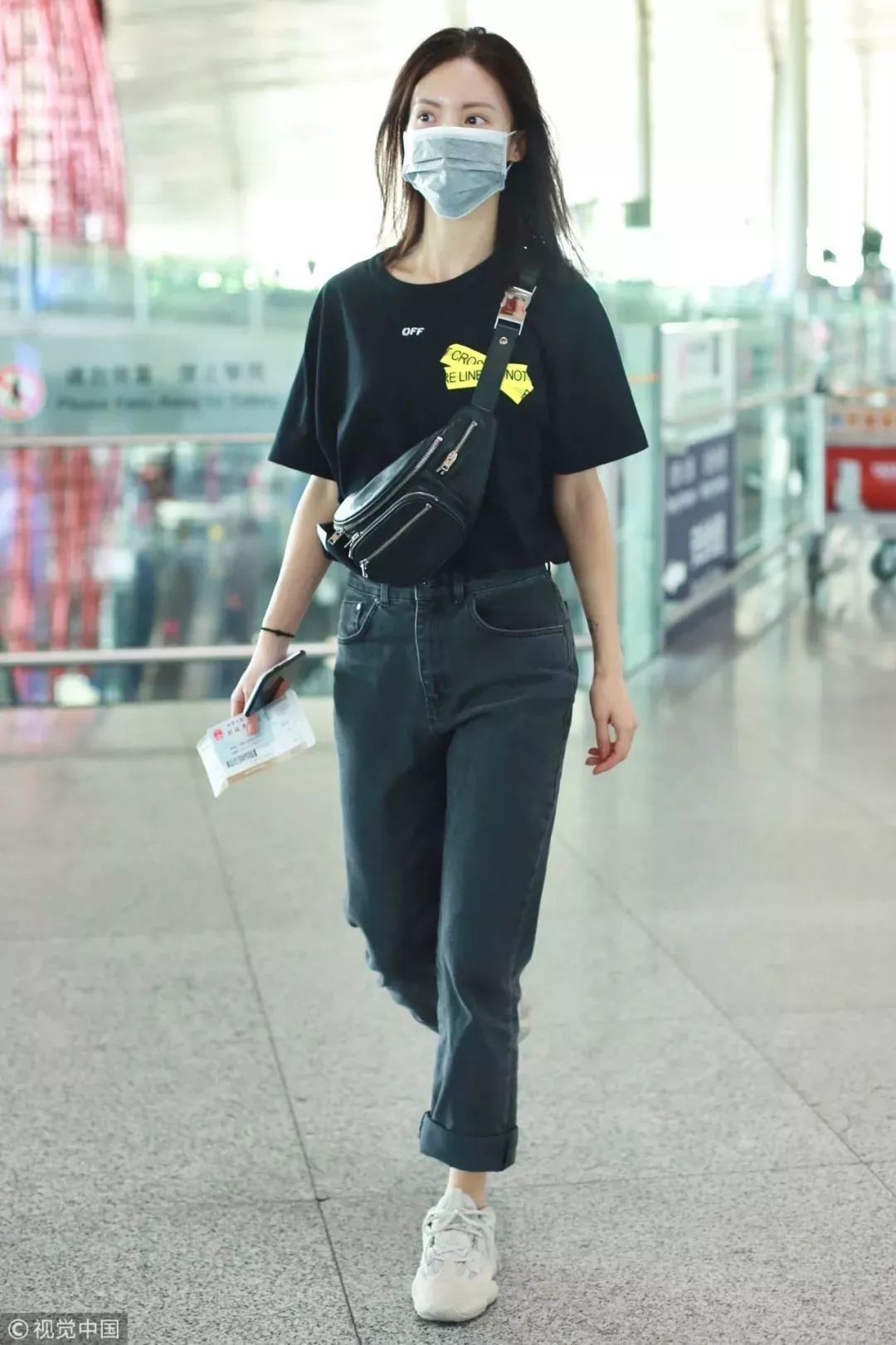 oversizetee穿搭,教你几种白tee的时尚穿法