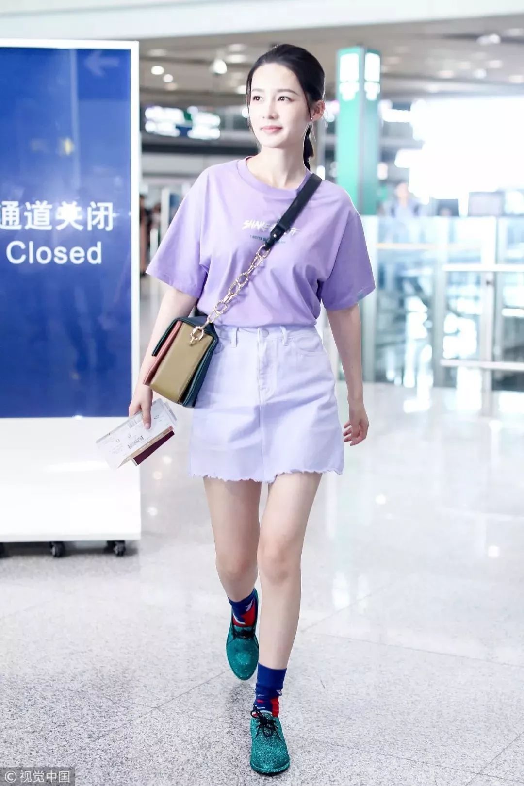 oversizetee穿搭,教你几种白tee的时尚穿法