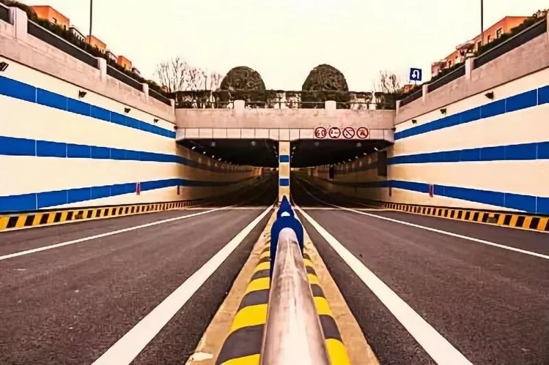 西南民族大学,西南民大网红校区