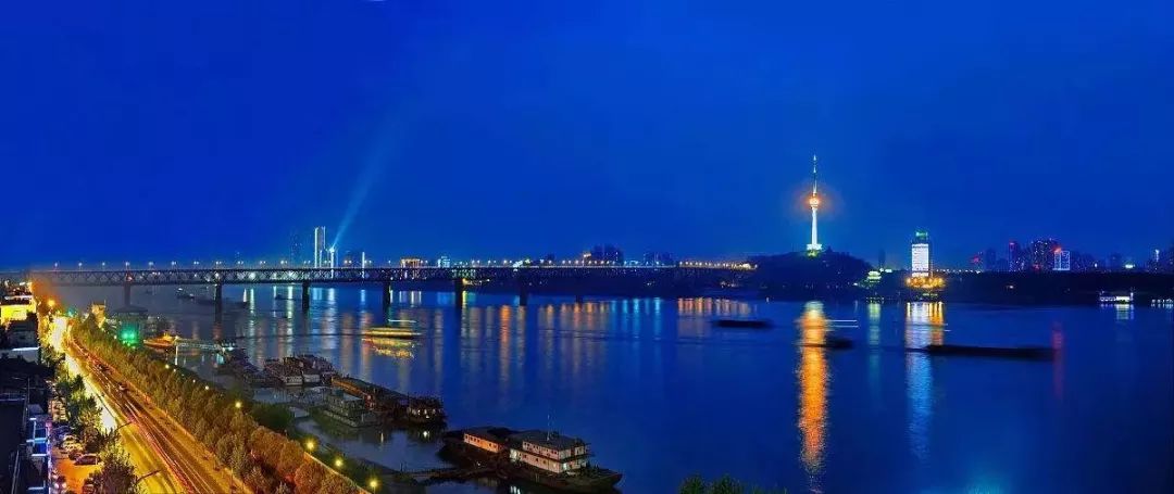 武汉夜跑推荐,武汉武昌区夜跑最佳地点
