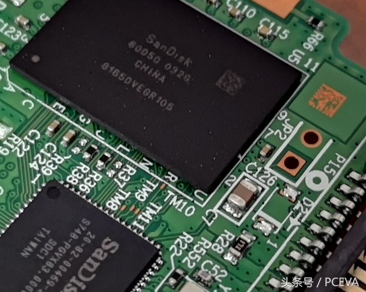 闪迪固态硬盘拆解,拆机闪迪固态硬盘二手