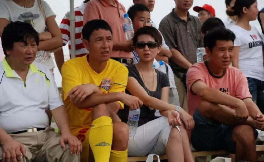 钟楚红喜欢谁,钟楚红喜欢陈百强吗