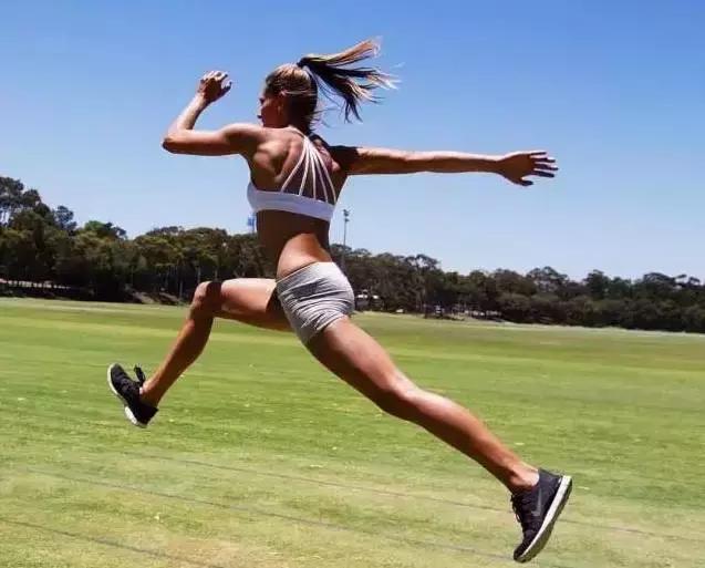 俄罗斯足球裁判员,世界杯漂亮足球女裁判