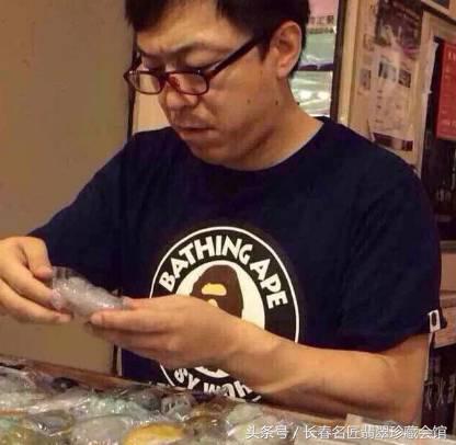 翡翠刘晓庆,中国翡翠女王刘晓庆坐拥百亿翡翠