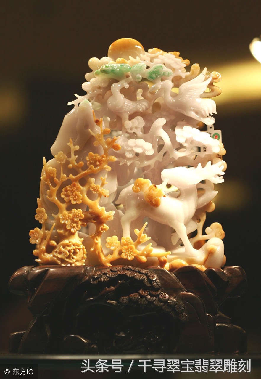 翡翠摆件价格表大全,极品白翡翠雕刻摆件