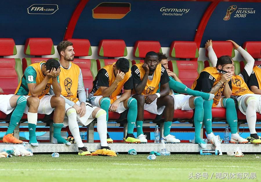 世界杯一个队伍几个门将,世界杯上上演三连扑的门将