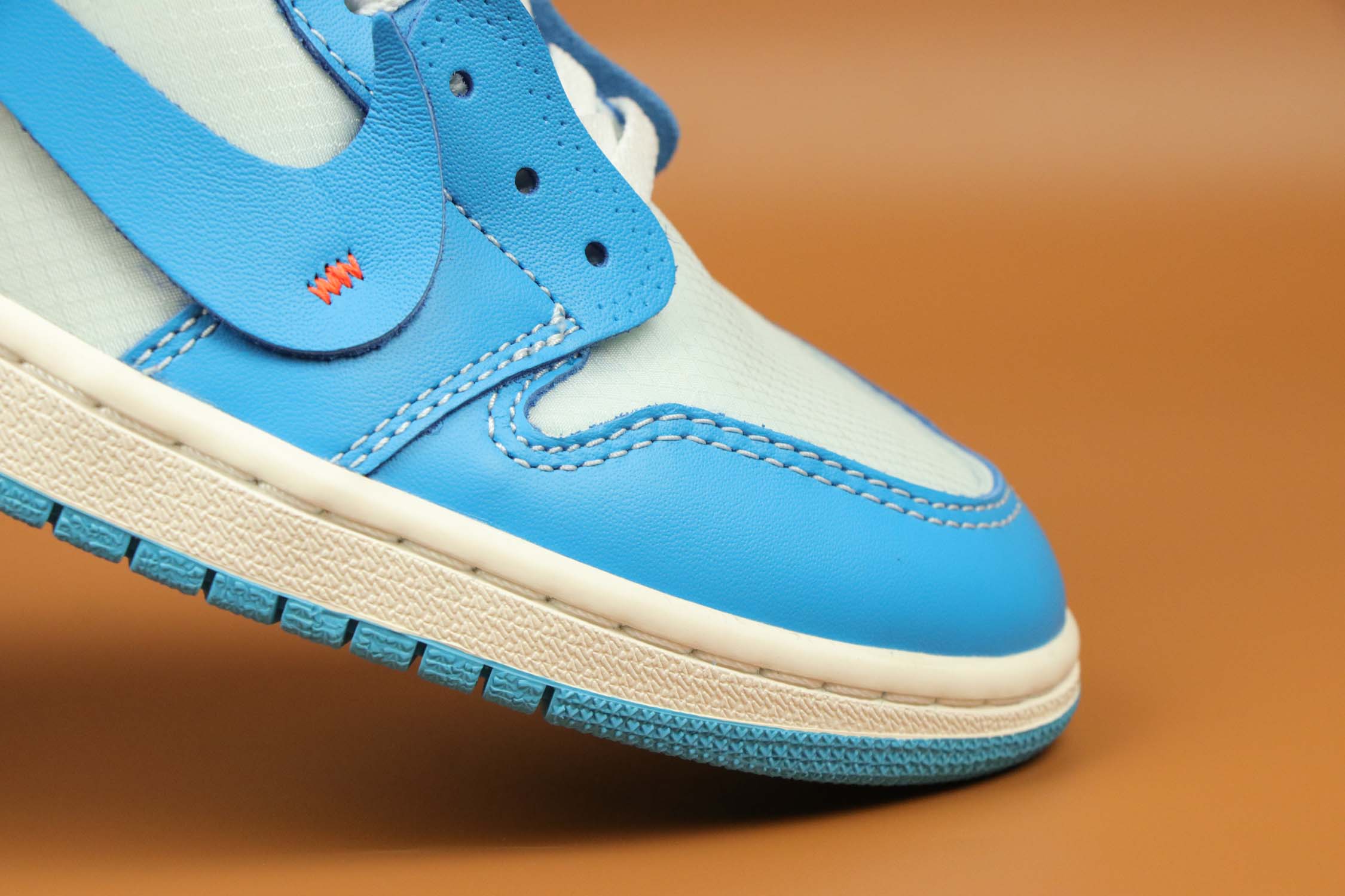 aj球鞋第一款,AJ1球鞋推荐