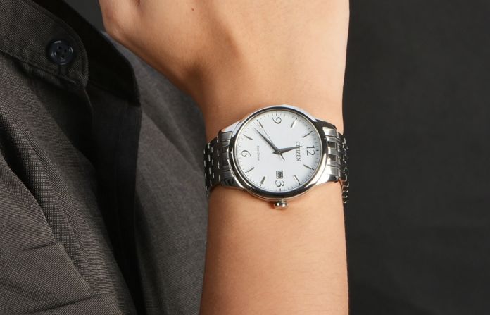 石英表和电子手表的区别,石英表和电子表