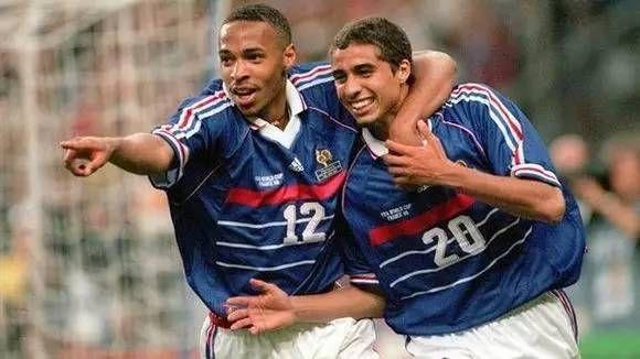 十年天下足球经典文案,回忆那些年的点点滴滴