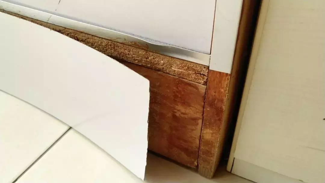 打衣柜需要贴瓷砖吗,做衣柜不要免漆板用什么